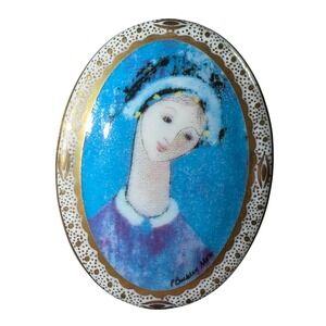 P Buckley Moss Brooch Blue Madonna Porcelain Pendant 1997 10th Anniv